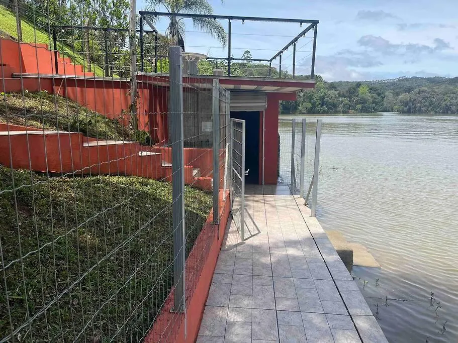Casa Tangerina - Lago Pinhal Rio dos Cedros 0*,  Brasil